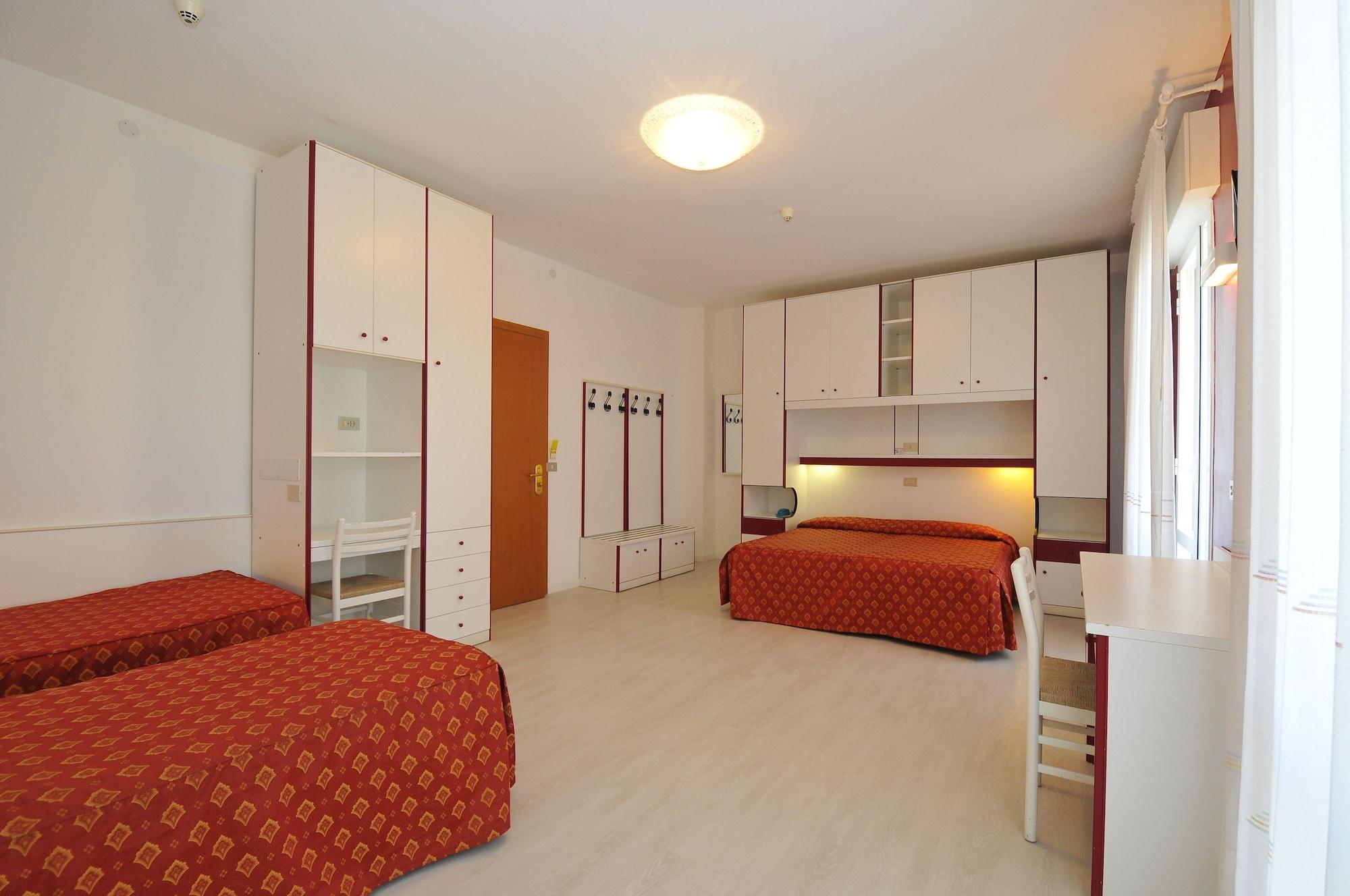 Hotel Jadran Лідо-ді-Єзоло Екстер'єр фото